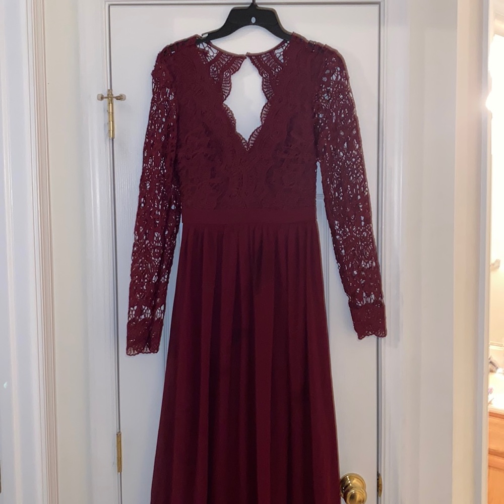 Lulu’s burgundy bridesmaid dress!